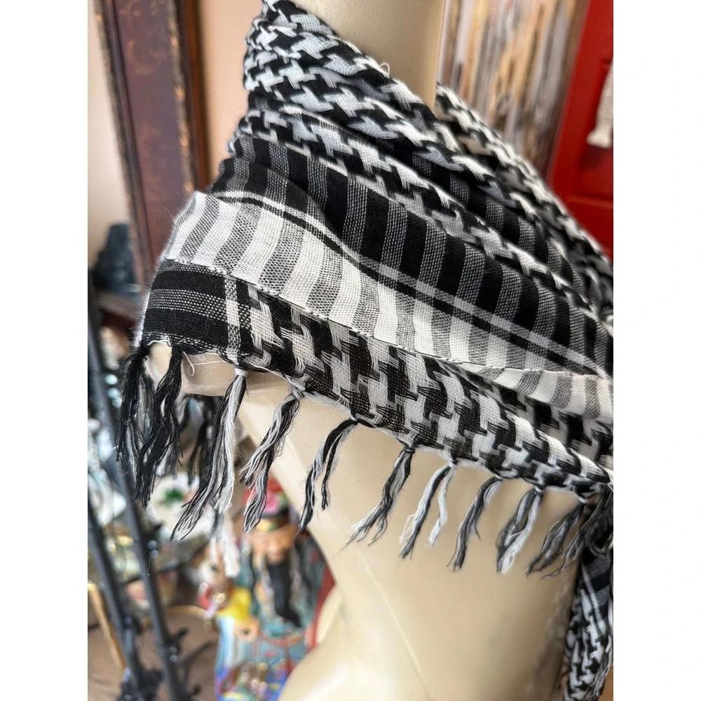 Unisex Black and White Houndstooth Keffiyeh Scarf Fringe Tassel Square Wrap